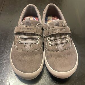Boys speedy boat shoes